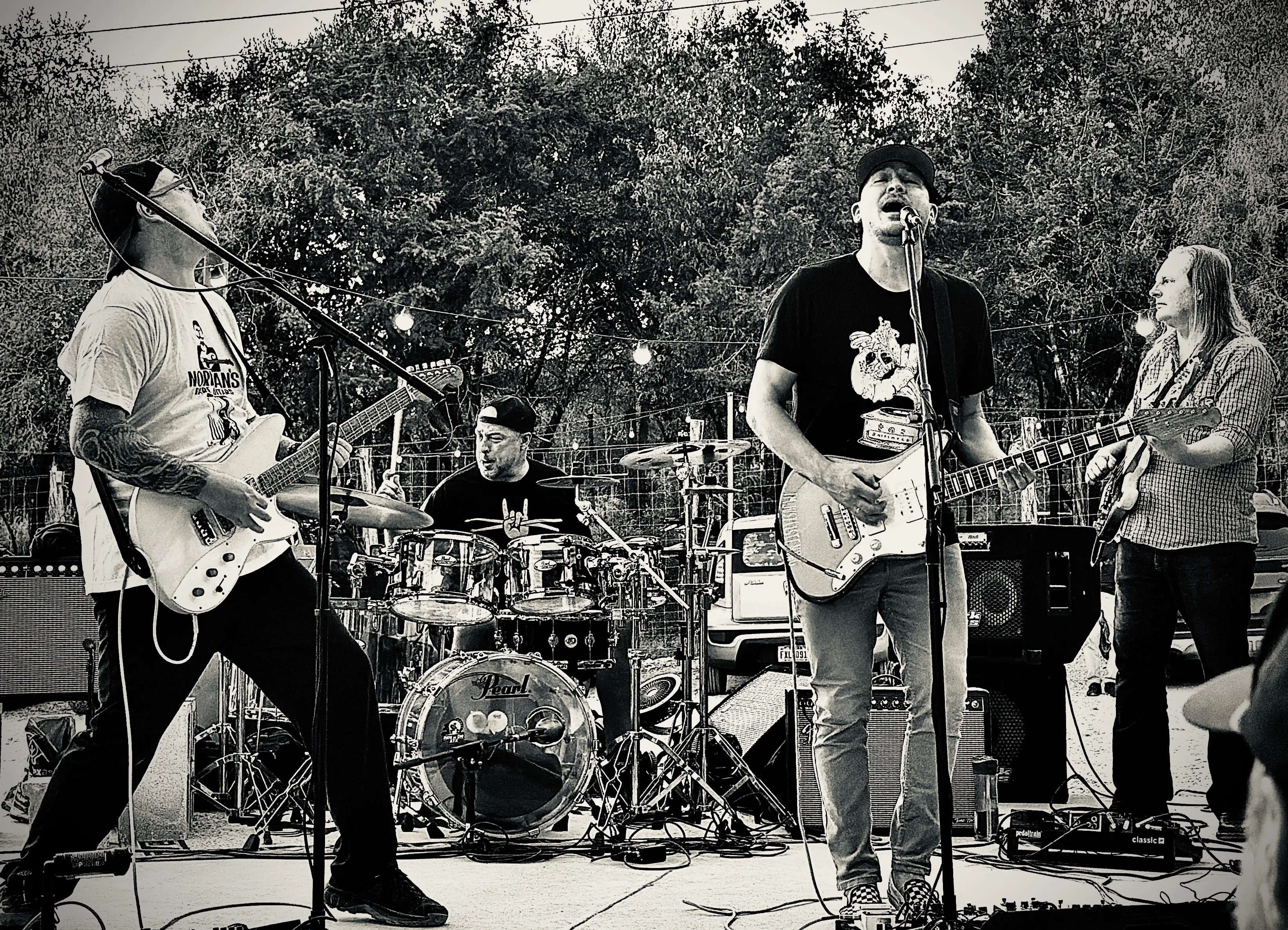 mozworth press photo